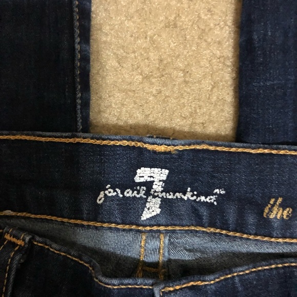 ****SOLD****7 For All Mankind Jeans - Picture 5 of 6